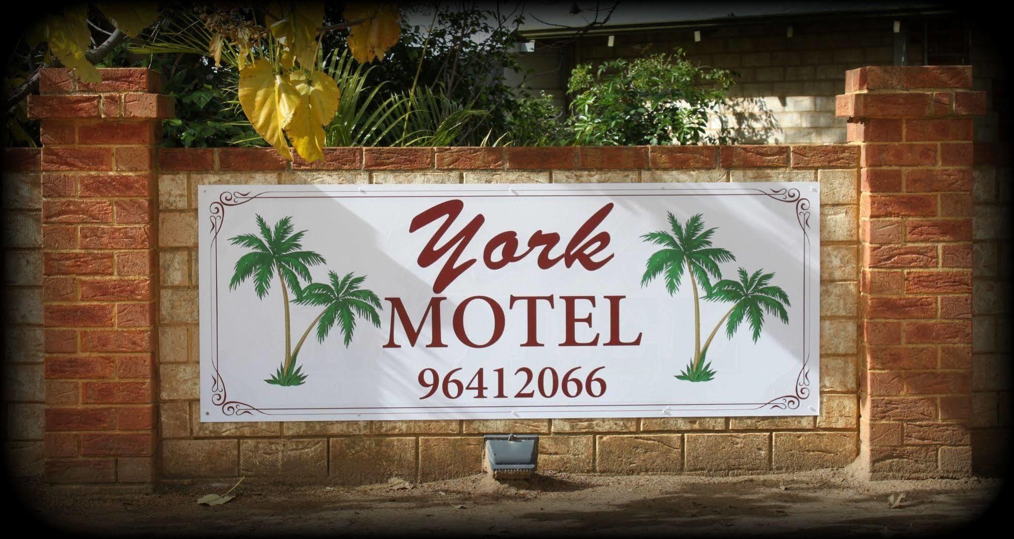 York'S Boutique Motel Buitenkant foto